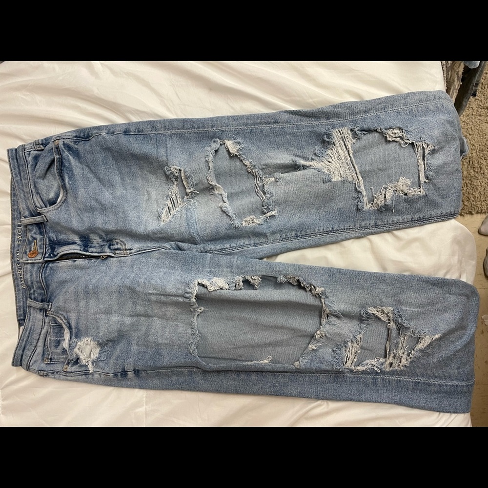 American Eagle stretchy mom jeans